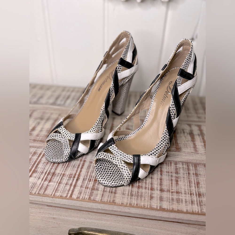 DELMAN BLACK & WHITE SANDAL HEELS Sz 7